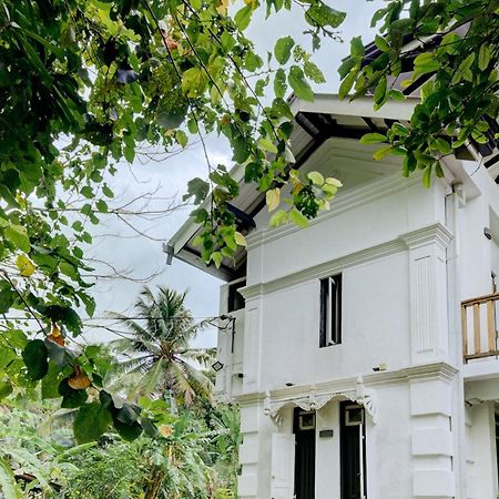Watu House Hotel Dikwella Kültér fotó